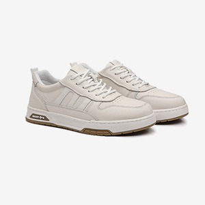 Baskets décontractées en cuir véritable pour hommes, chaussures de skate blanches à semelle souple, baskets polyvalentes à la mode, confortables et respirantes - Product Image 6