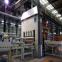 Presse à cycle court 1600T pour le laminage de panneaux de particules, équipement de pressage à chaud pour la mélamine