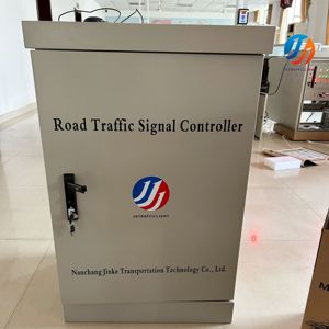交通安全計画のためのネットワークを備えたスマート信号コントローラ2025年信号制御新デザイン製品 - Product Image 3