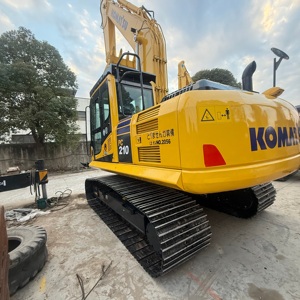 Excavatrice sur chenilles Komatsu PC210LC-8N1 d'occasion bien entretenue, 21 tonnes, avec composants essentiels : moteur, pompe, moteur électrique, boîte de vitesses, engrenages - Product Image 5