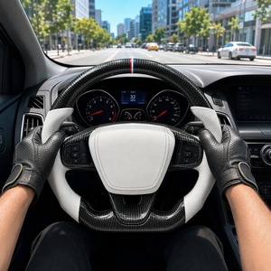 Volante <span class=keywords><strong>de</strong></span> Fibra <span class=keywords><strong>de</strong></span> Carbono Real con Cuero Perforado y Franja Deportiva Compatible con Ford Mustang F-150 Ranger Explorer <span class=keywords><strong>EcoSport</strong></span> - Product Image 1