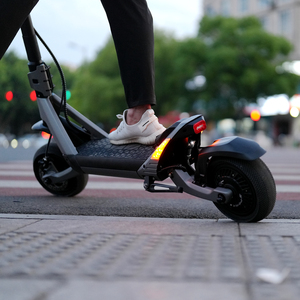 Scooter de Dos Ruedas, 60V 1600W, Motor Dual, 23Ah, Alcance de 50-60km, Impermeable, Plegable, 150kg, Scooter Eléctrico HEZZO F6 - Product Image 3