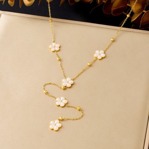 Korean Style Flower Pendant Gold Plated <b>Long</b> Tassel <b>Necklace</b> With Simulated Pearl Petal Design For Everyday Wear - Product Image 1