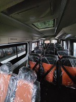Lujo 19 plazas Microbus - Yuchai Euro V Motor 6 velocidades Caja de cambios China Fabricación