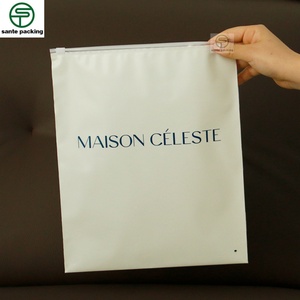 Bolsa con Cierre Deslizante Personalizada al por Mayor, Embalaje Simple, Bolsa Impermeable con Cierre para Pantalones y Ropa, Acabado Mate CPE - Product Image 4