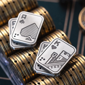 Fabrik Großhandel New Magnetic Metal <span class=keywords><strong>Fidget</strong></span> <span class=keywords><strong>Slider</strong></span> Münze Dekompression Spielzeug Metall Poker Push Card <span class=keywords><strong>Fidget</strong></span> <span class=keywords><strong>Slider</strong></span> - Product Image 4