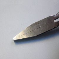Pince à bec long professionnel mini de précision en acier, poignée souple, garantie 1 an, petits outils à main, bec de canard, plastique large et plat