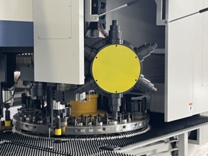 Machine combinée de découpe laser DARDONTECH EPL300 1500x3000mm 32 stations 3KW Laser - Product Image 4