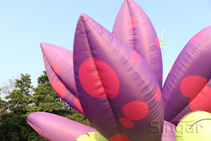 <span class=keywords><strong>Flores</strong></span> Gigantes Inflables Personalizadas <span class=keywords><strong>de</strong></span> 12 m, <span class=keywords><strong>Flores</strong></span> Grandes para Eventos al Aire Libre, Festivales, Fiestas, Decoración con <span class=keywords><strong>Flores</strong></span> Grandes - Product Image 3