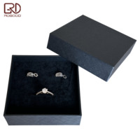ROGOOD 90*90*30 Boîte à bijoux en papier gaufré noir de qualité supérieure avec couvercle et base |   Convient aux colliers, boucles d'oreilles, bagues, bracelets P2257
