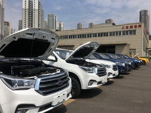 รถกระบะฉิงหลิง ทาการ์ ขับเคลื่อน 4 ล้อ แบบดับเบิ้ลแค็บ เครื่องยนต์ดีเซล 2.4 ลิตร เกียร์ธรรมดา 5 สปีด เทคโนโลยีญี่ปุ่น ความสามารถในการขับขี่ออฟโรด ใหม่ - Product Image 3