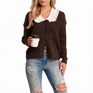 Cardigan in Maglia a Coste Marrone Scuro con Colletto <span class=keywords><strong>Peter</strong></span> <span class=keywords><strong>Pan</strong></span> Arricciato, Etichetta Privata, Maglione a Maniche Lunghe con Colletto <span class=keywords><strong>Peter</strong></span> <span class=keywords><strong>Pan</strong></span>, Giacca in Maglia Vintage - Product Image 1