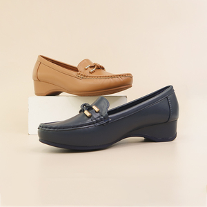 Di alta qualità OEM ODM nuovo arrivo <span class=keywords><strong>mocassini</strong></span> <span class=keywords><strong>mocassini</strong></span> firmati Slip comodo blocco a punta rotonda <span class=keywords><strong>tacco</strong></span> pump scarpe da <span class=keywords><strong>donna</strong></span> - Product Image 6