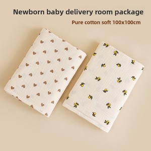 Vente en gros fabricant : Couverture d'emmaillotage pour bébé en mousseline 100% <span class=keywords><strong>coton</strong></span>, serviette <span class=keywords><strong>de</strong></span> bain double couche pour bébé, couverture <span class=keywords><strong>de</strong></span> réception, personnalisable OEM ODM - Product Image 5