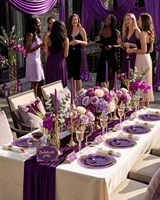 Ensemble de vaisselle en plastique transparent violet de 350 pièces pour 50 invités, 100 assiettes à dessert et à dîner, 150 couverts, 50 gobelets de 9 oz, 50 serviettes