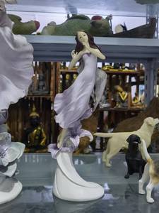 Adorno de Resina Personalizable de Bailarina de Ballet de Estilo Nórdico con <span class=keywords><strong>Base</strong></span> de Flores, Estatua Decorativa Artística para el Hogar, Regalo para Escritorio - Product Image 3