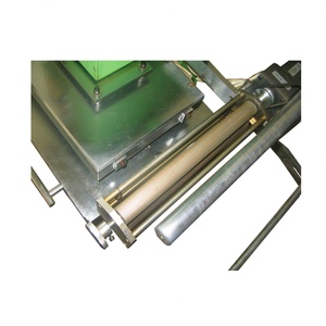 เครื่องพิมพ์ลายเสื้อยืดแบบอัตโนมัติ ยี่ห้อจีน ใช้ระบบ Letterpress และ Heat Press - Product Image 6