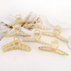 Barrettes à cheveux en métal avec strass et perles pour femmes, usage quotidien, printemps 2025, origine Yiwu - Product Image 1
