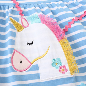 Vestito Estivo per Bambine Stile Europeo-Americano, Nuovo Modello a Maniche Corte, <span class=keywords><strong>Principessa</strong></span> in Maglia di Cotone con Unicorno Cartoon Ecologico - Product Image 2