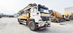 XCMG Petite pompe à béton officielle HB37V <span class=keywords><strong>37</strong></span> mètres Pompe à béton d'occasion Prix du camion à <span class=keywords><strong>vendre</strong></span> - Product Image 2