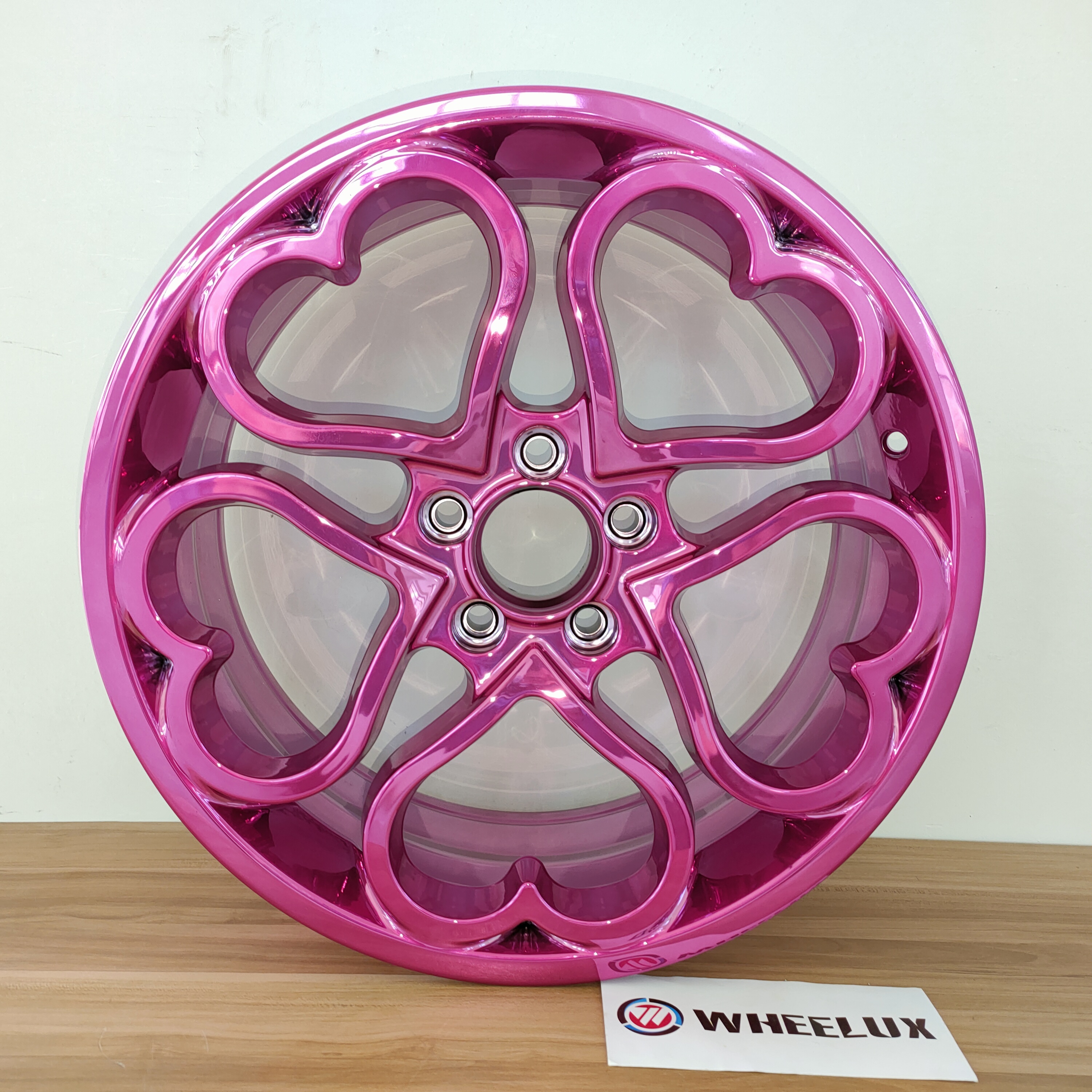 Wheelux 16～21インチフォージドホイール、カスタムカラーオプション