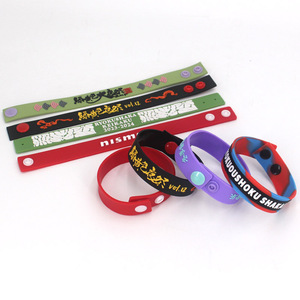 Pulsera de Resina Epoxi Ecológica Personalizada, Brazalete Deportivo de Goma Suave con Hebilla Ajustable, Joyería Decorativa Unisex para Exteriores - Product Image 2