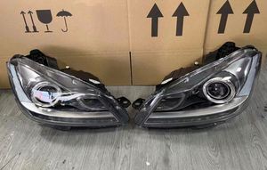 Phare avant gauche et droit d'origine d'occasion pour Mercedes Classe C W204 C204 AMG C63 2011-2014 - Product Image 3