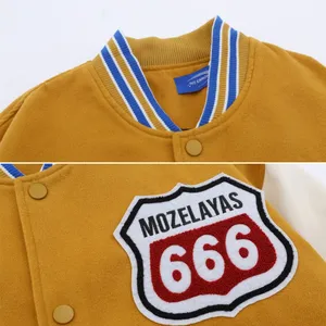 Chaqueta Varsity LAYENNE de Alta Calidad con Mangas Bordadas, Chaqueta de Béisbol Personalizada con Letras Bordadas, Chaqueta Unisex Estilo Y2K - Product Image 5