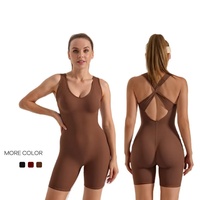Aoyema Gym Vêtements de yoga moulants à col en V pour femmes Course à dos croisé avec coussin de poitrine Combinaison courte pour vêtements de sport