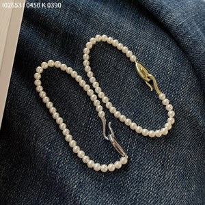 Cadena de Mano de Perlas Hipoalergénicas de Primera Calidad, Sin Níquel, Regalo para Mamá o Novia - Product Image 1