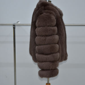 Женское зимнее пальто из натурального меха - Product Image 2