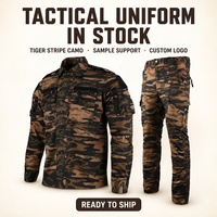 Combinaison tactique de camouflage KMS, vente en gros OEM, vente chaude, vêtements tactiques multicolores élégants pour les activités de plein air