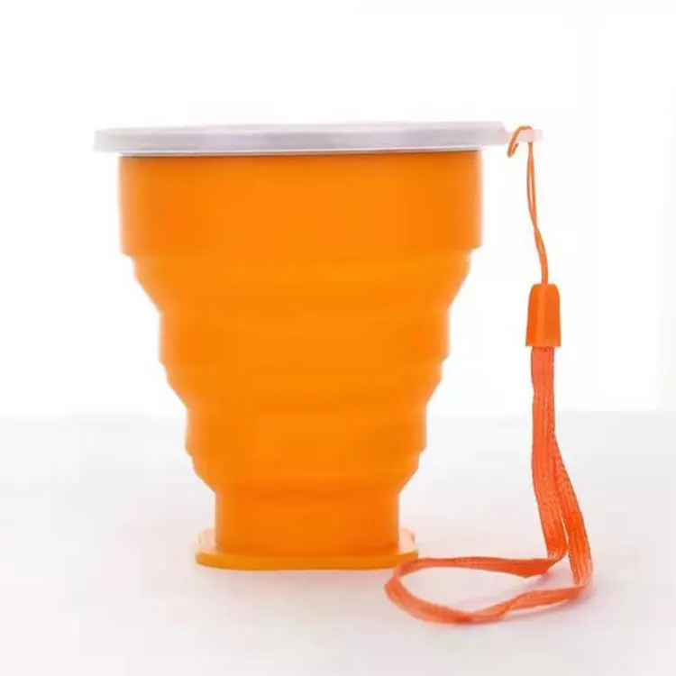 Groothandel Opvouwbare Inklapbare Silicone Warmtebestendigheid Zuig Drinken Koffie Thee Folding Camping Cup Met Deksels