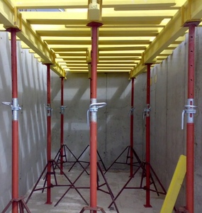 Tiang penyangga baja teleskopik, tiang Jack konstruksi galvanis yang dapat disesuaikan untuk membangun Formwork - Product Image 1