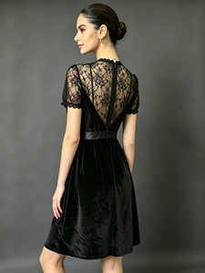 Robe Mini Élégante en Velours SWEET BABE avec Manches Courtes en Dentelle Transparente, Coupe Ajustée, Style Hiver, Idéale pour les Fêtes - Product Image 3
