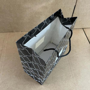 Bolsas de Papel Impresas Personalizadas Directas de Fábrica, Bolsas de Regalo de Lujo con Asas para Ropa, Joyería y Empaque - Product Image 4