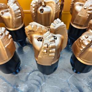 "Alta Qualidade API Standard Oil Well Drilling PDC Bits De Fornecedor Chinês" - Product Image 4