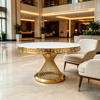 Table de salle à manger pliable moderne en verre trempé avec base en acier inoxydable, idéale pour l'extérieur, les parcs, les hôtels et les mariages – Meilleure vente