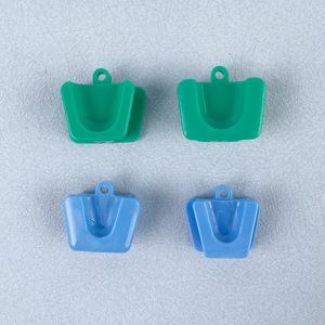 Dispositifs d'assistance buccale jetables, protège-mâchoires dentaires (grands et petits), protège-langues, ouvre-bouche, dispositifs de fixation - Product Image 2
