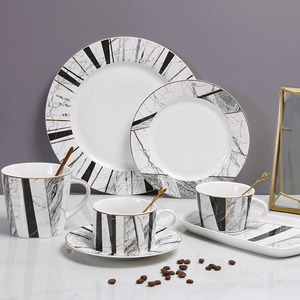 Ensemble de tasses à café en porcelaine écologique européenne, tasse à thé anglaise de l'après-midi, soucoupe, assiette à dessert pour le <span class=keywords><strong>petit</strong></span>-<span class=keywords><strong>déjeuner</strong></span> - Product Image 1