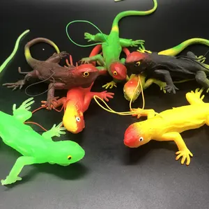 促销万圣节新奇恶作剧笑话礼品玩具TPR弹力塑料软玩具可爱动物蜥蜴玩具