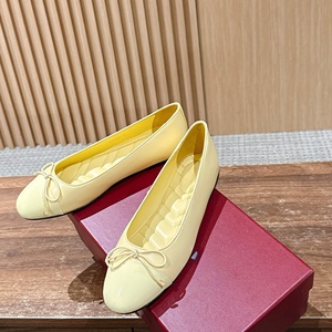 Zapatos Planos de Ballet Cómodos y Antideslizantes para Verano, Zapatos de Ballet con Punta Cerrada de Cuero Genuino, Blanco y Negro, Talla Grande, Sin Cordones - Product Image 2