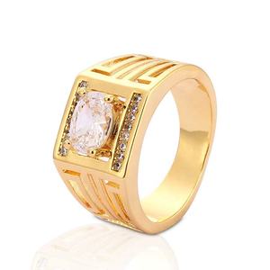 Anillo de compromiso para hombre chapado en oro de 18 quilates con circonitas de lujo, anillo de compromiso de moda con circonitas para hombre, anillo de dedo de oro que no se deslustra - Product Image 1