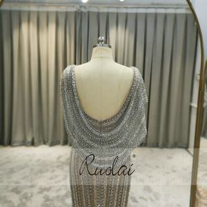 Ruolai LWC8037 abito da sera lungo da sera <span class=keywords><strong>con</strong></span> scollo a V e scollo a V <span class=keywords><strong>con</strong></span> scollo a sirena senza schienale <span class=keywords><strong>con</strong></span> scialle di cristallo - Product Image 4