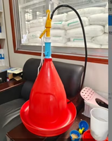 Buveur automatique de mamelon de poulet nouveau type Abreuvoir de cloche de Plasson pour la volaille d'oiseaux de poulet