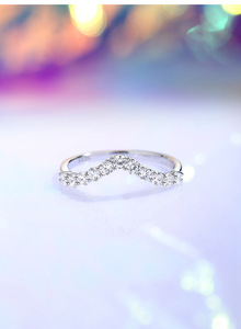 Fashion Jewelry Platinum Plated 925 Sterling Silver Ring High Polished V Shaped Moissanite Ring for Gift - Product Image 3