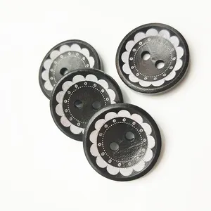 20mm 32L toptan çiçek yuvarlak doğal 2 delik ahşap düğme siyah ahşap düğmeler el sanatları giysileri için