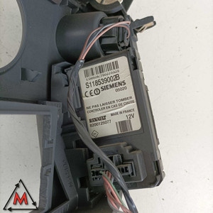 Panneau de console centrale S118539002B Renault Scenic Mk2 2003-2009 (83169) - Product Image 4