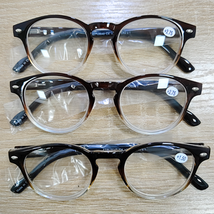 Lunettes de lecture bloquant la lumière bleue pour les <span class=keywords><strong>personnes</strong></span> d'âge moyen et âgées à la mode cadre Invisible plein cadre mixte en gros - Product Image 2