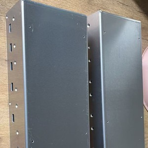 Boîtiers en tôle d'acier inoxydable sur mesure Shuntian, découpés au laser et usinés pour équipements d'automatisation logistique - Product Image 4